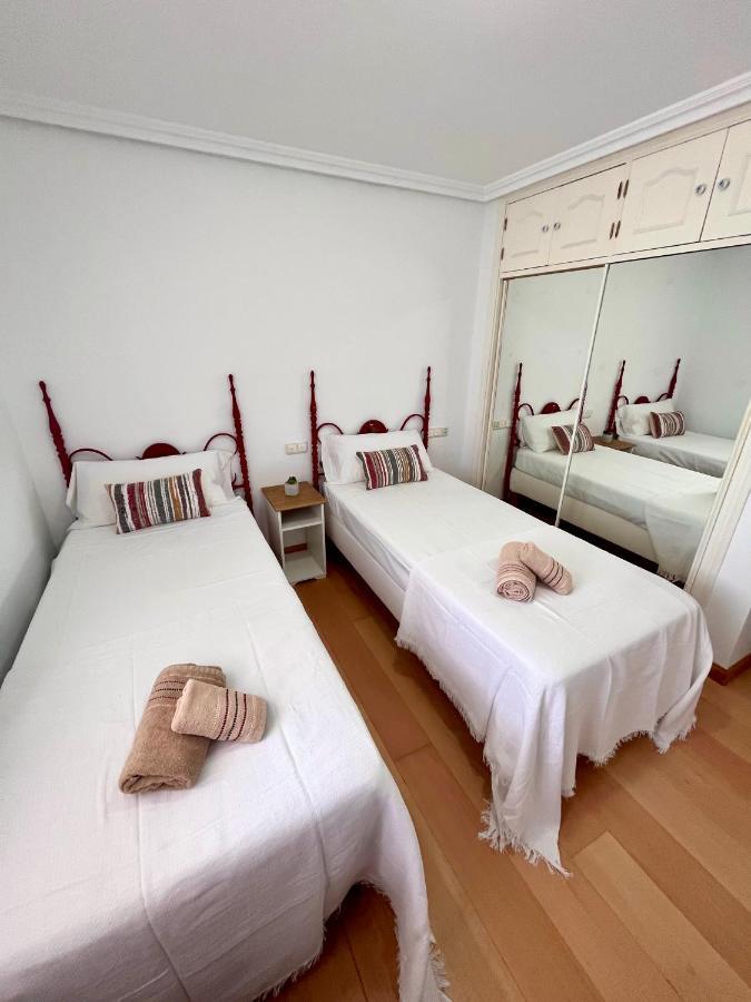 Gatu Premium Villa Turquesa Playa Y Parking Cadiz Exterior photo